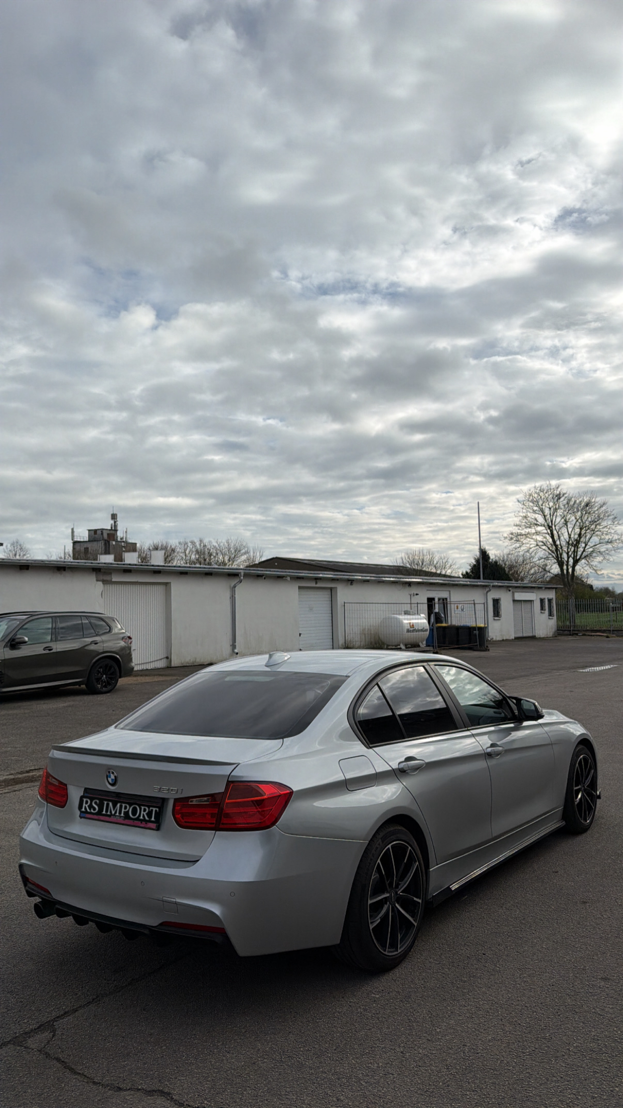 BMW 320 i